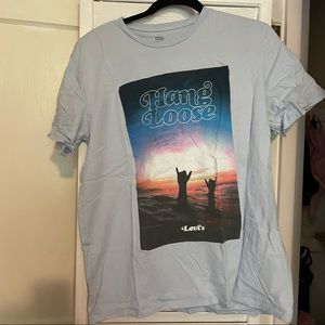 Levi’s Hang Loose Graphic Tee